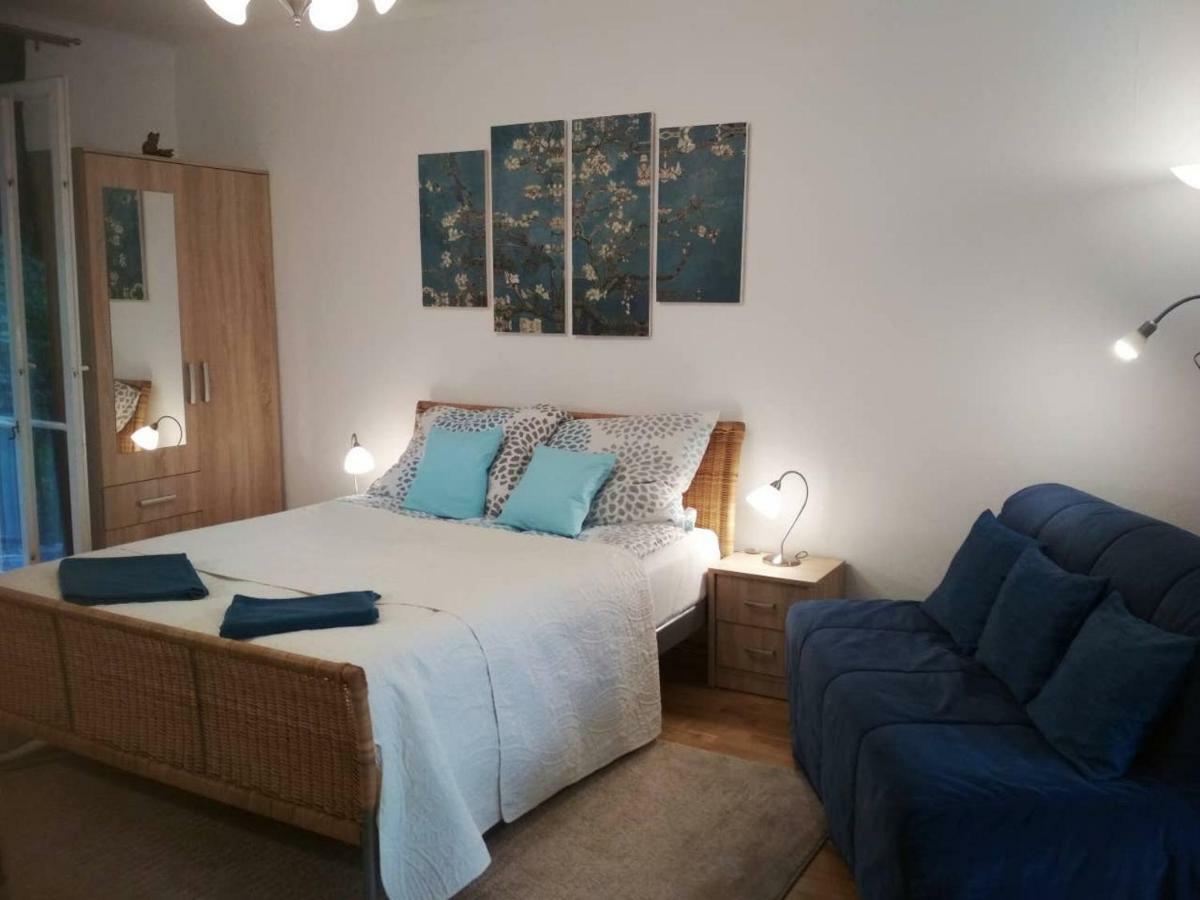 Zsuzsa Apartman Budapest Exterior photo